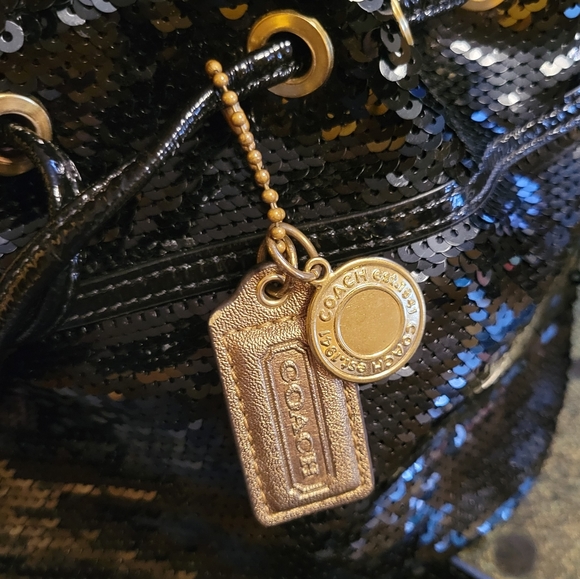 COACH POPPY BLACK SEQUINS CINCH DRAWSTRING MINI BUCKET CROSSBODY HANDBAG 18726 - Picture 12 of 16